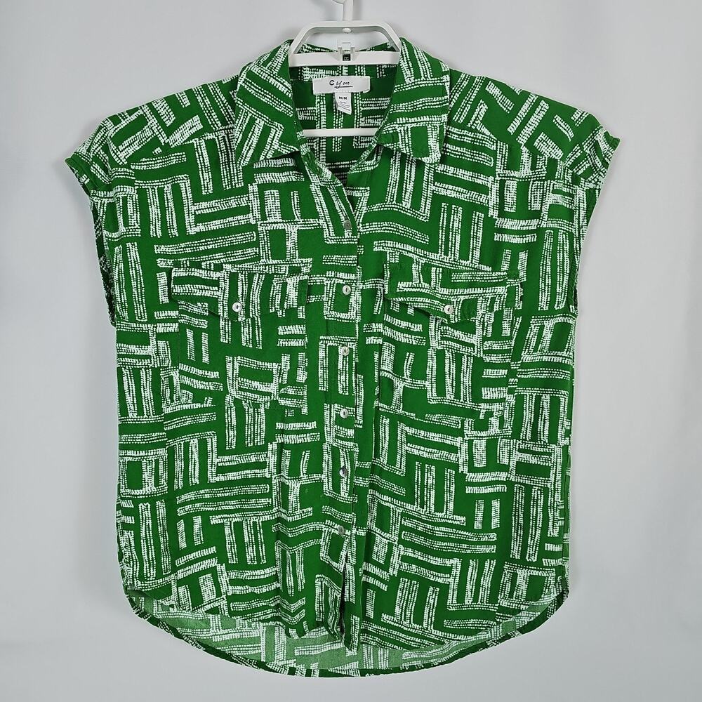 C by One Women’s Sz M Button Down Shirt with Pockets, Green Geometric Pattern